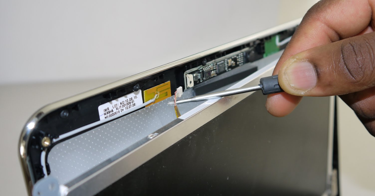How to Open a Laptop Screen? Electro Gadget Plus